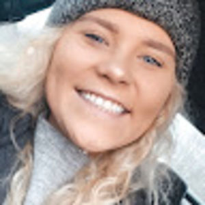 Meet your Posher, Karlie